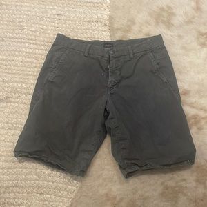 Goodman Shorts. Size 30.